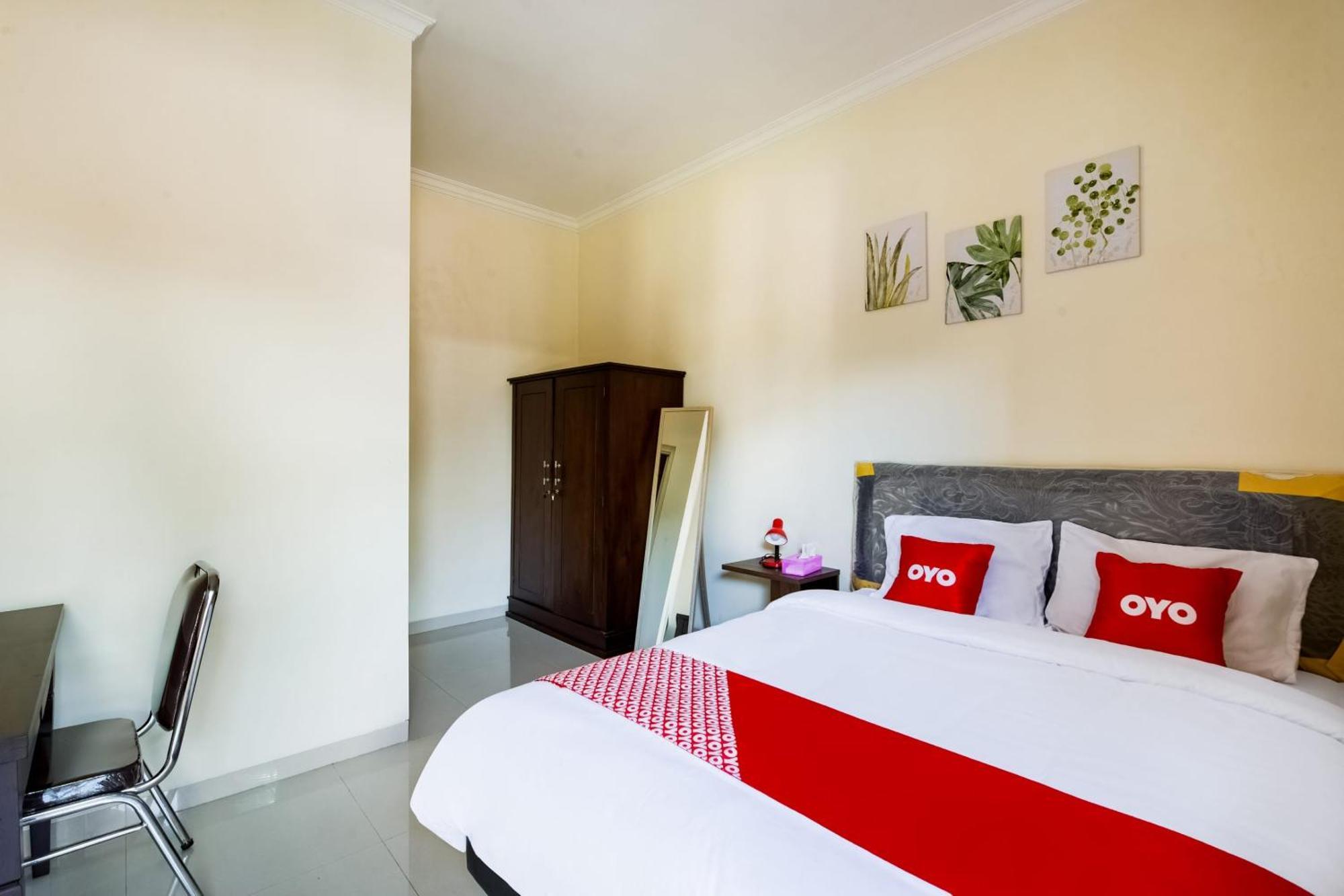 Hotel Oyo Life 3398 Griya Rm 19 Syariah Surabaya Exterior foto